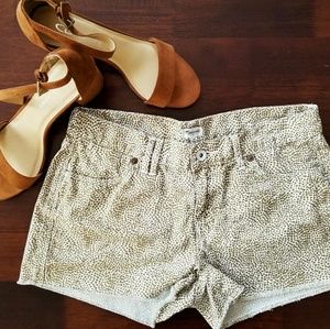Madewell Denim Cutoff Shorts in Safari Dot